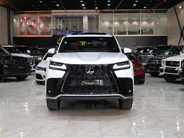 Lexus for sale in Iraq